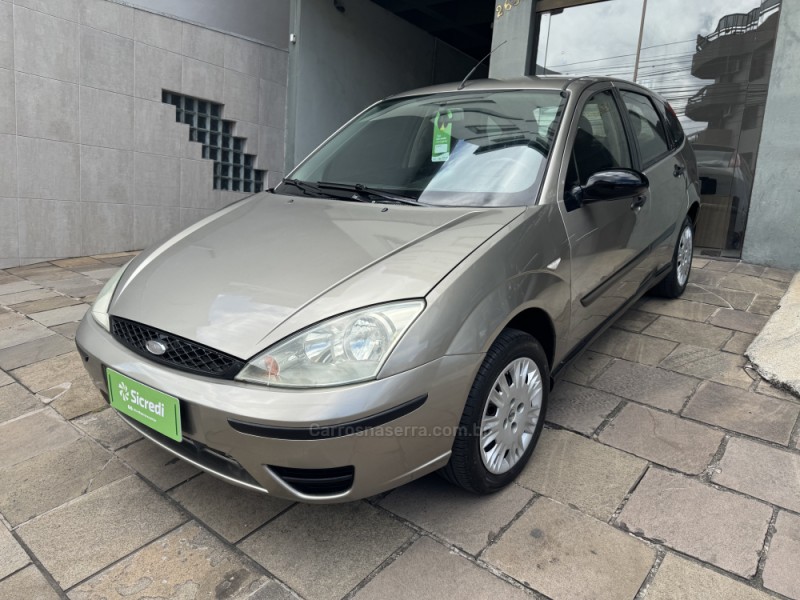 FOCUS 1.6 GLX 16V FLEX 4P MANUAL