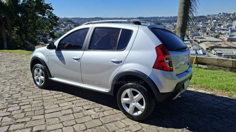 SANDERO 1.6 STEPWAY 16V FLEX 4P MANUAL - 2011 - CAXIAS DO SUL