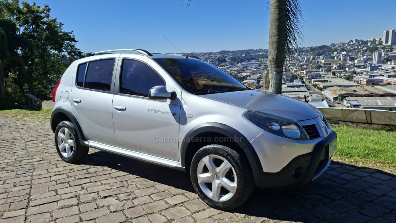 SANDERO 1.6 STEPWAY 16V FLEX 4P MANUAL - 2011 - CAXIAS DO SUL