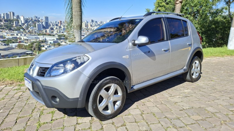 sandero 1.6 stepway 16v flex 4p manual 2011 caxias do sul
