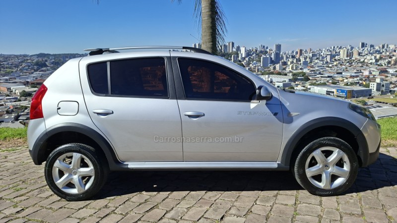 SANDERO 1.6 STEPWAY 16V FLEX 4P MANUAL - 2011 - CAXIAS DO SUL
