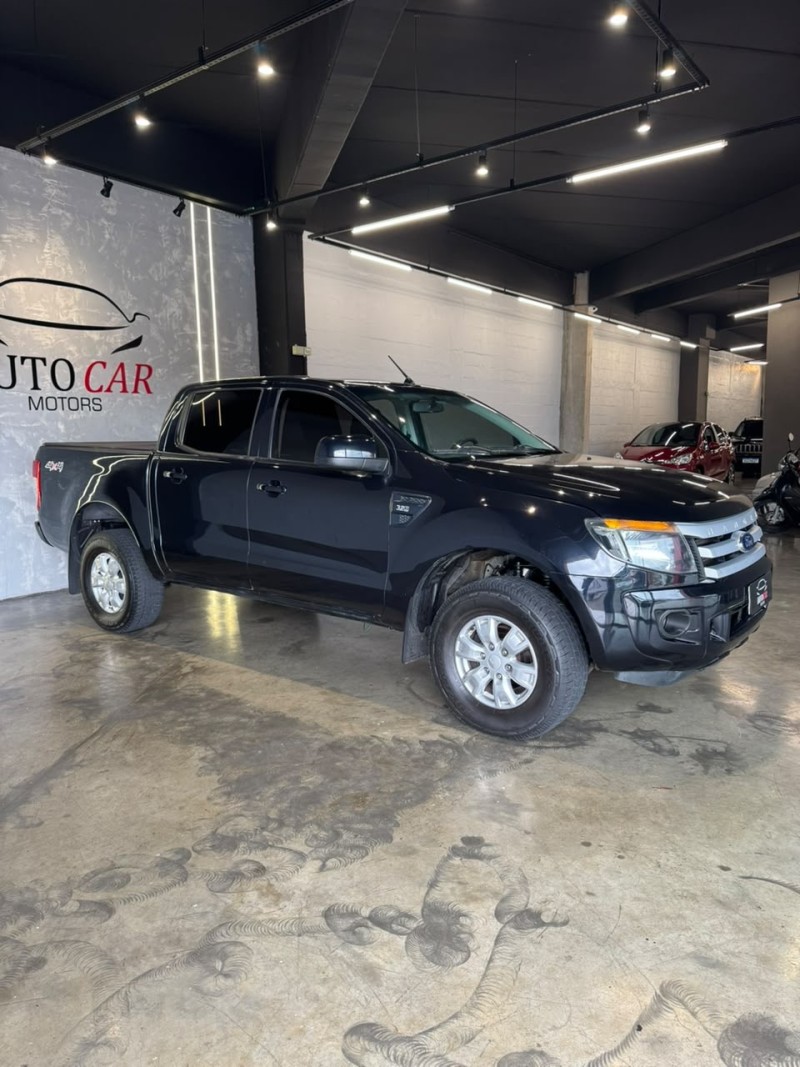RANGER 3.2 XLS 4X4 CD 20V DIESEL 4P MANUAL - 2014 - CAXIAS DO SUL