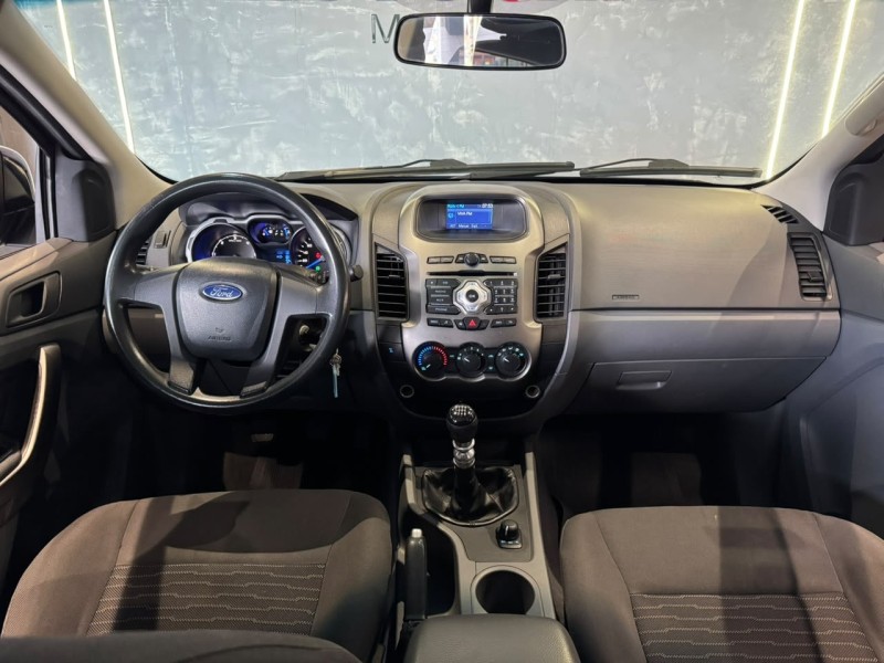 RANGER 3.2 XLS 4X4 CD 20V DIESEL 4P MANUAL - 2014 - CAXIAS DO SUL