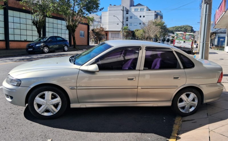 VECTRA 2.0 MPFI EXPRESSION 8V FLEX 4P MANUAL - 2005 - FLORES DA CUNHA