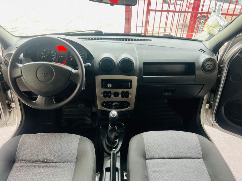 LOGAN 1.6 EXPRESSION 8V HI-FLEX 4P MANUAL - 2009 - CAXIAS DO SUL