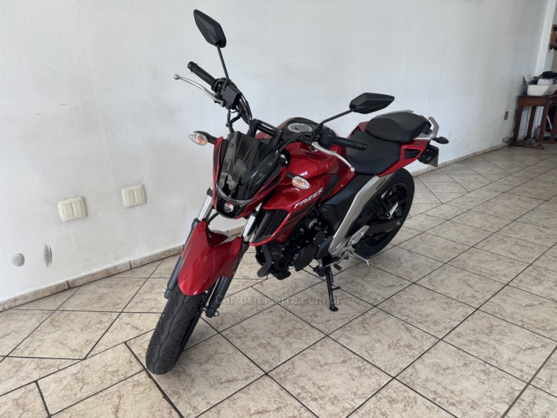 fazer fz25 2022 garibaldi
