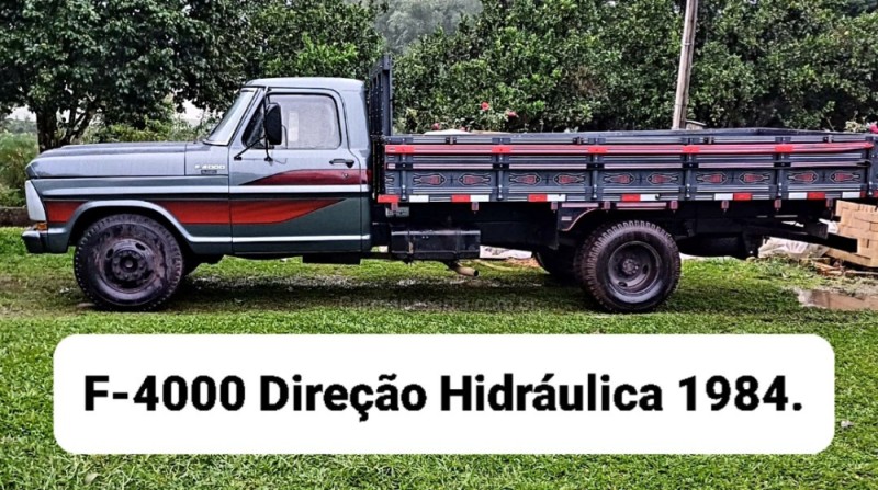F-4000 4X2 - 1984 - BENTO GONçALVES