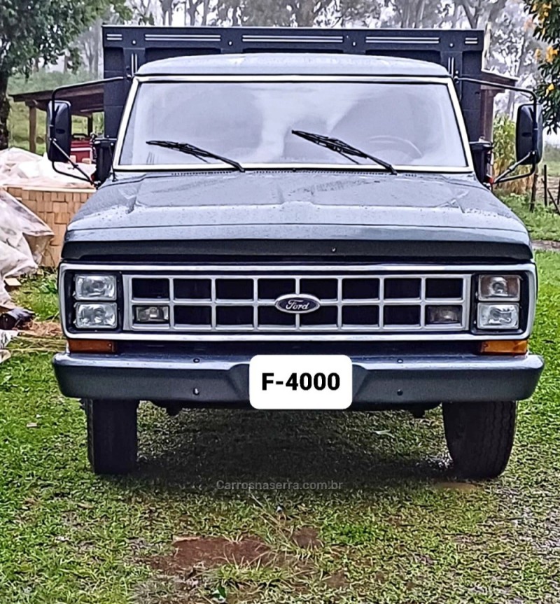 f 4000 4x2 1984 bento goncalves