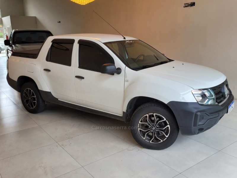 OROCH 1.6 16V SCE PRO FLEX 4P MANUAL - 2024 - CANELA