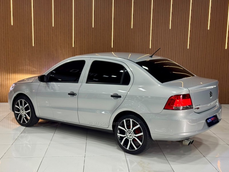 VOYAGE 1.0 MI 8V FLEX 4P MANUAL - 2009 - SãO LEOPOLDO