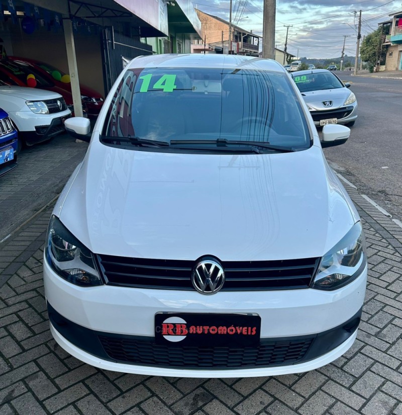 FOX 1.0 MI 8V FLEX 4P MANUAL - 2014 - PAROBé