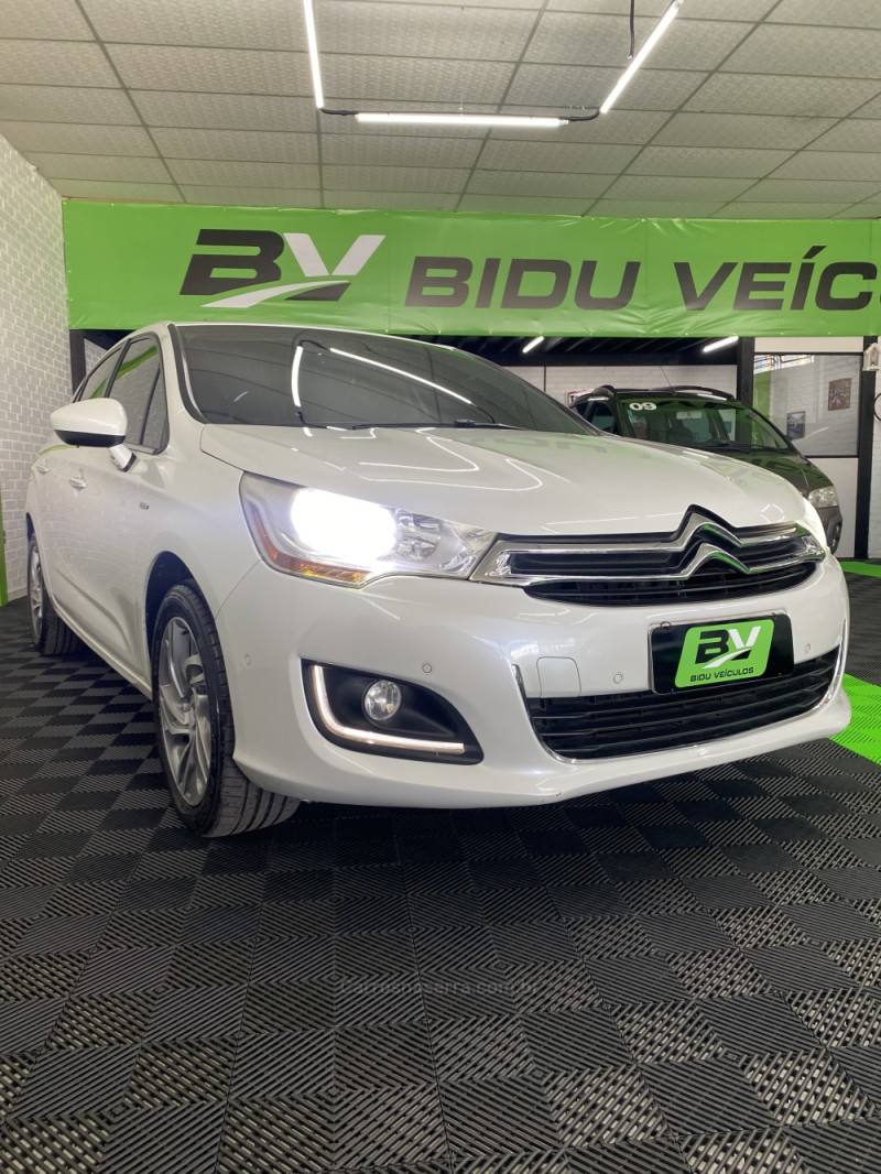 c4 lounge 1.6 exclusive 16v turbo flex 4p automatico 2015 vacaria