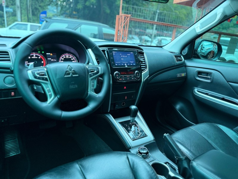 L200 TRITON 2.4 HPE-S SPORT 4X4 CD 16V DIESEL 4P AUTOMÁTICO - 2022 - TRêS COROAS