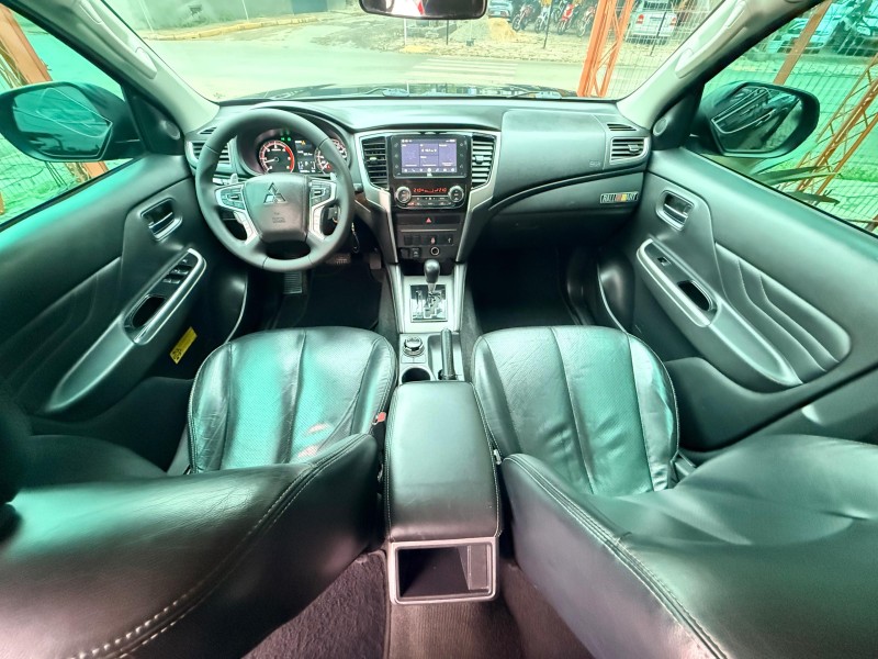 L200 TRITON 2.4 HPE-S SPORT 4X4 CD 16V DIESEL 4P AUTOMÁTICO - 2022 - TRêS COROAS