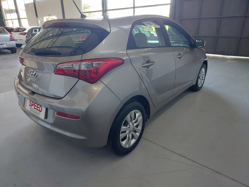 HB20 1.0 COMFORT 12V FLEX 4P MANUAL - 2017 - SãO SEBASTIãO DO CAí