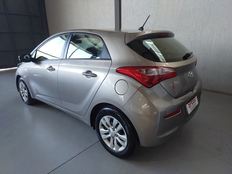 HB20 1.0 COMFORT 12V FLEX 4P MANUAL - 2017 - SãO SEBASTIãO DO CAí