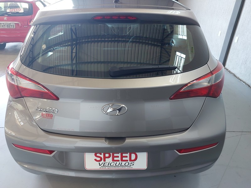 HB20 1.0 COMFORT 12V FLEX 4P MANUAL - 2017 - SãO SEBASTIãO DO CAí