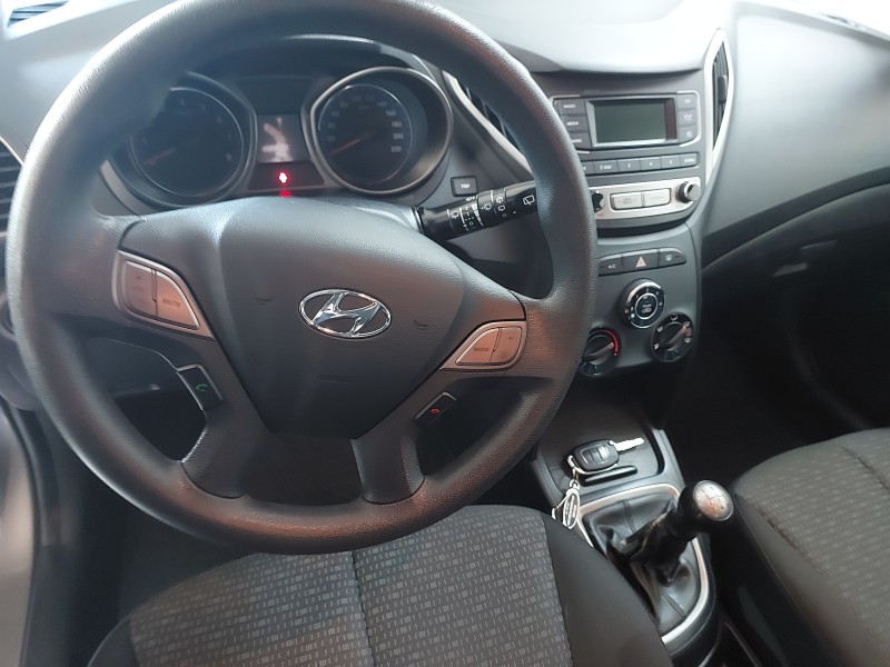 HB20 1.0 COMFORT 12V FLEX 4P MANUAL - 2017 - SãO SEBASTIãO DO CAí