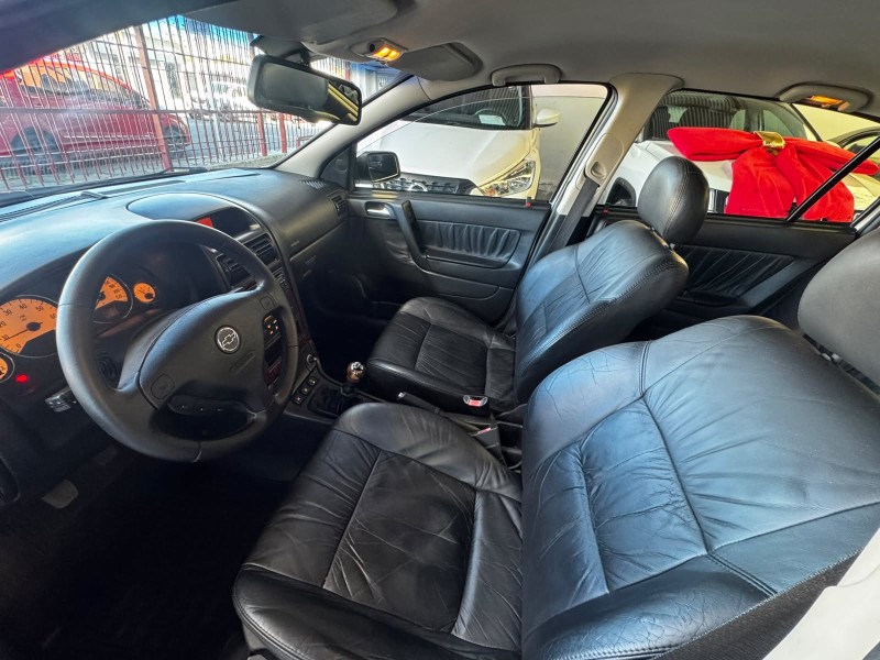 ASTRA 2.0 MPFI ELITE 8V FLEX 4P MANUAL - 2005 - CAXIAS DO SUL