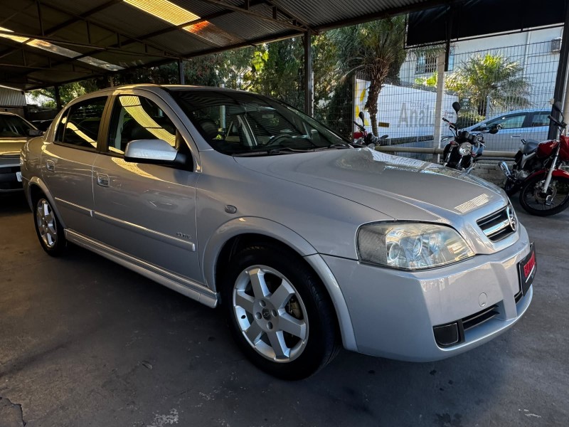 ASTRA 2.0 MPFI ELITE 8V FLEX 4P MANUAL - 2005 - CAXIAS DO SUL