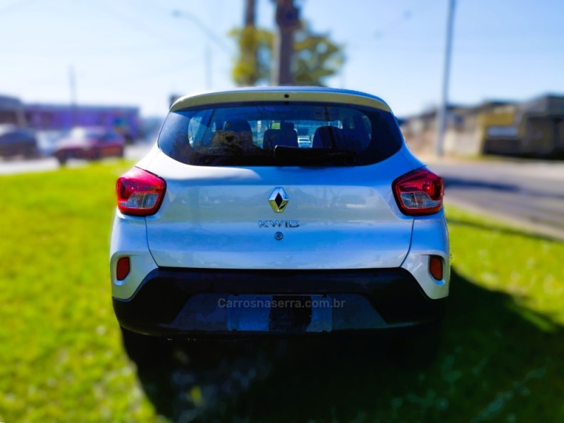 KWID 1.0 12V SCE FLEX ZEN MANUAL - 2024 - NOVO HAMBURGO
