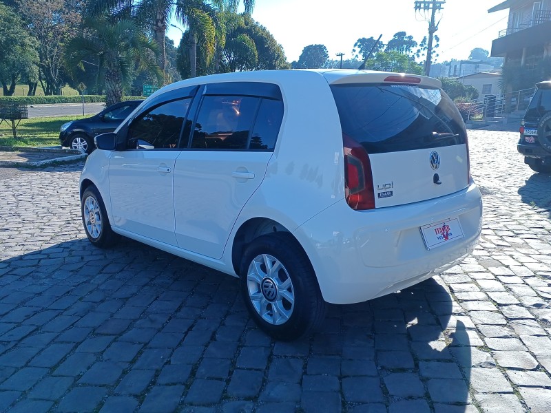 UP 1.0 MPI MOVE UP 12V FLEX 4P MANUAL - 2016 - FLORES DA CUNHA