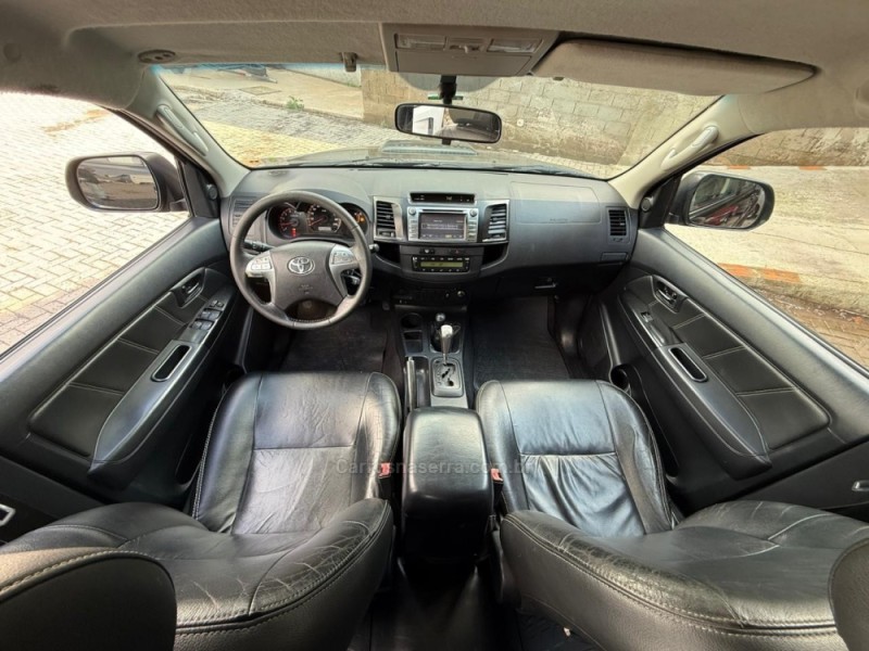 HILUX 3.0 SR 4X4 CD 16V TURBO INTERCOOLER DIESEL 4P AUTOMÁTICO - 2014 - IVOTI