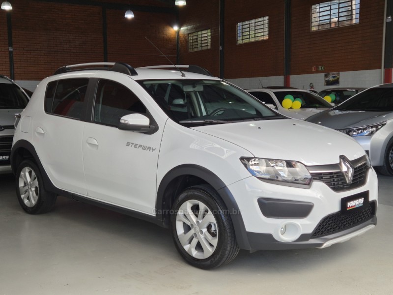 SANDERO 1.6 STEPWAY 16V FLEX 4P MANUAL - 2017 - CAXIAS DO SUL