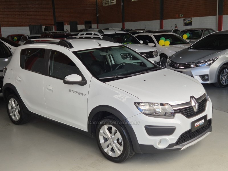 SANDERO 1.6 STEPWAY 16V FLEX 4P MANUAL - 2017 - CAXIAS DO SUL