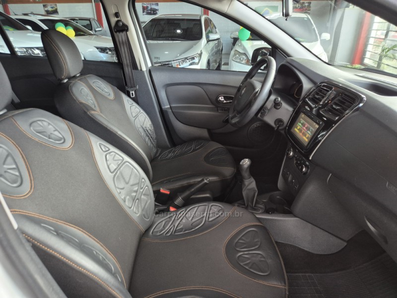 SANDERO 1.6 STEPWAY 16V FLEX 4P MANUAL - 2017 - CAXIAS DO SUL