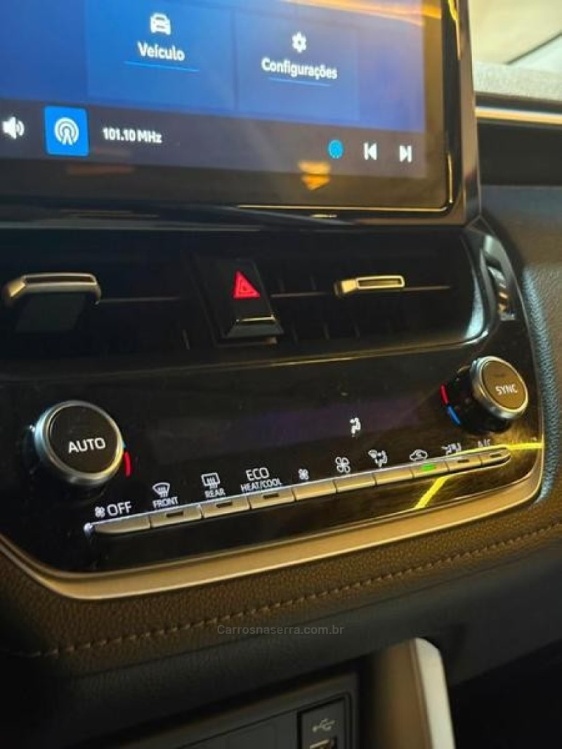COROLLA 1.8 CROSS XRX 16V HÍBRIDO 4P AUTOMÁTICO - 2025 - LAJEADO