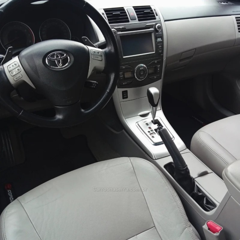 COROLLA 2.0 XEI 16V FLEX 4P AUTOMÁTICO - 2014 - PASSO FUNDO