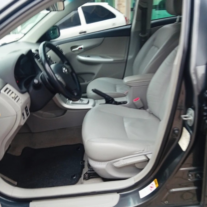 COROLLA 2.0 XEI 16V FLEX 4P AUTOMÁTICO - 2014 - PASSO FUNDO