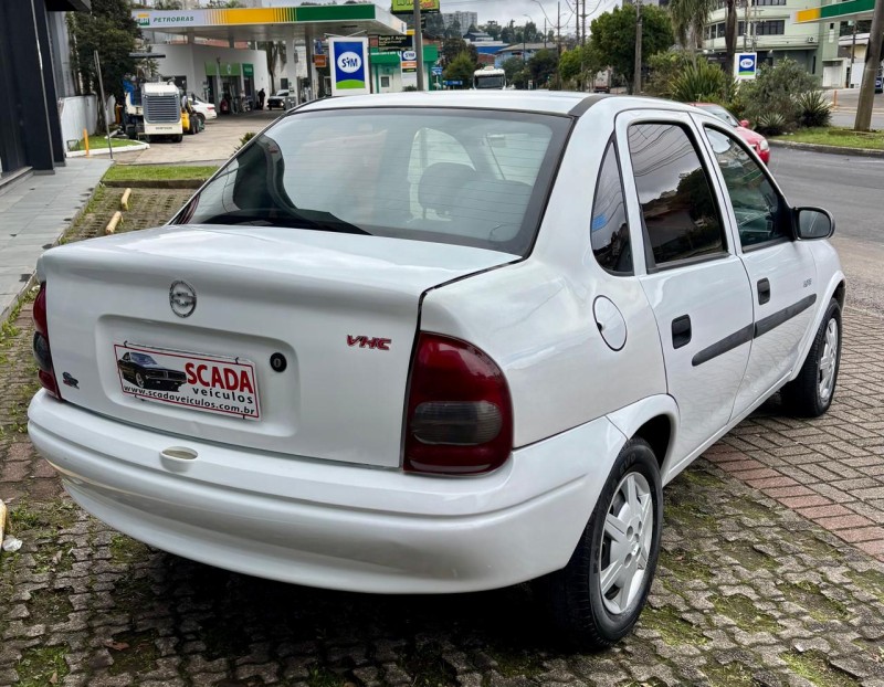 CORSA 1.0 MPFI CLASSIC SEDAN LIFE 8V FLEX 4P MANUAL - 2006 - CAXIAS DO SUL