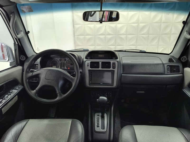 PAJERO TR4 2.0 4X4 16V 131CV GASOLINA 4P AUTOMÁTICO - 2007 - CAXIAS DO SUL