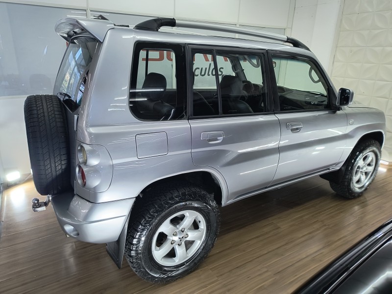 PAJERO TR4 2.0 4X4 16V 131CV GASOLINA 4P AUTOMÁTICO - 2007 - CAXIAS DO SUL