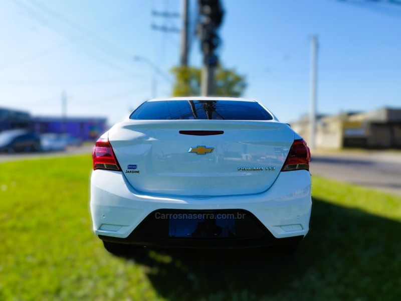 PRISMA 1.4 MPFI LTZ 8V FLEX 4P MANUAL - 2017 - NOVO HAMBURGO