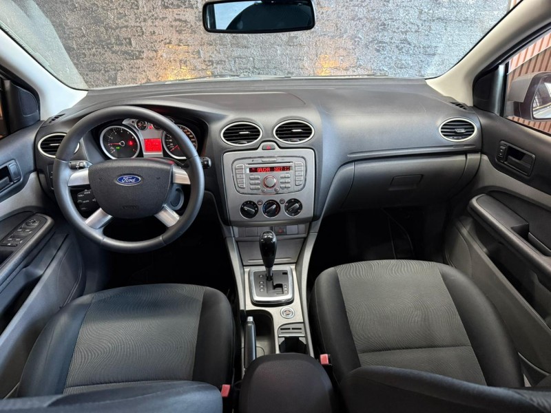 FOCUS 2.0 GLX 16V GASOLINA 4P AUTOMÁTICO - 2012 - CAXIAS DO SUL