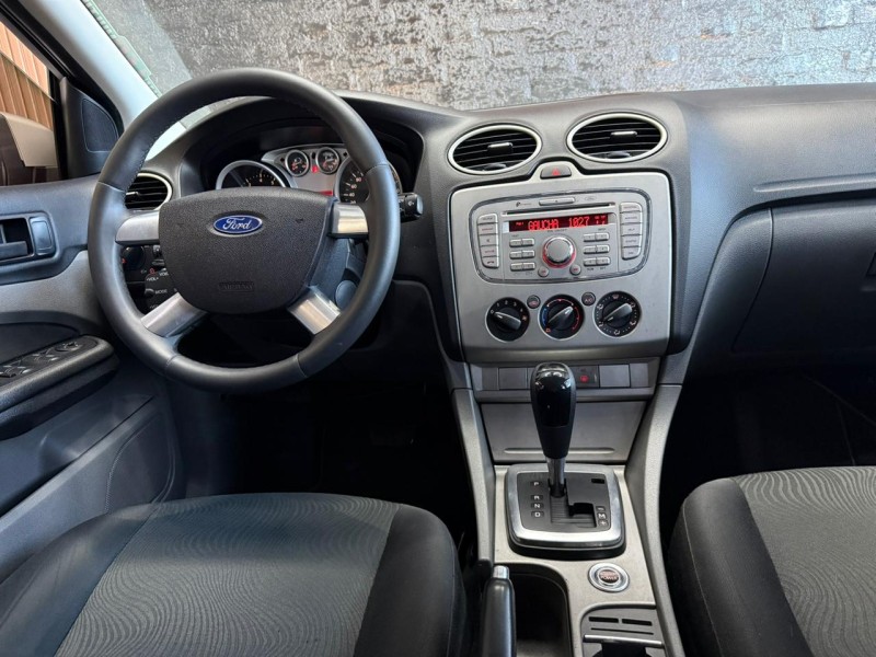 FOCUS 2.0 GLX 16V GASOLINA 4P AUTOMÁTICO - 2012 - CAXIAS DO SUL