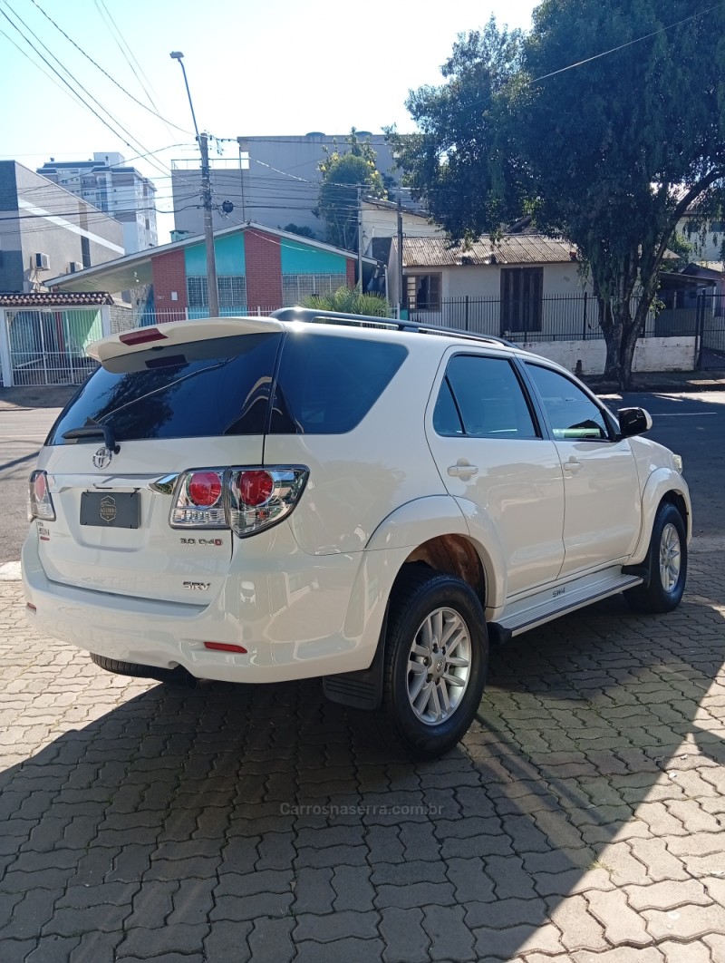 HILUX SW4 3.0 SRV 4X4 16V TURBO INTERCOOLER DIESEL 4P AUTOMÁTICO - 2013 - PASSO FUNDO