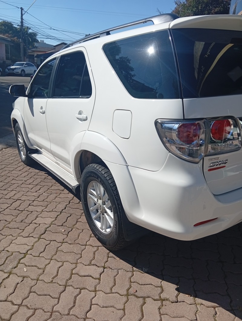 HILUX SW4 3.0 SRV 4X4 16V TURBO INTERCOOLER DIESEL 4P AUTOMÁTICO - 2013 - PASSO FUNDO