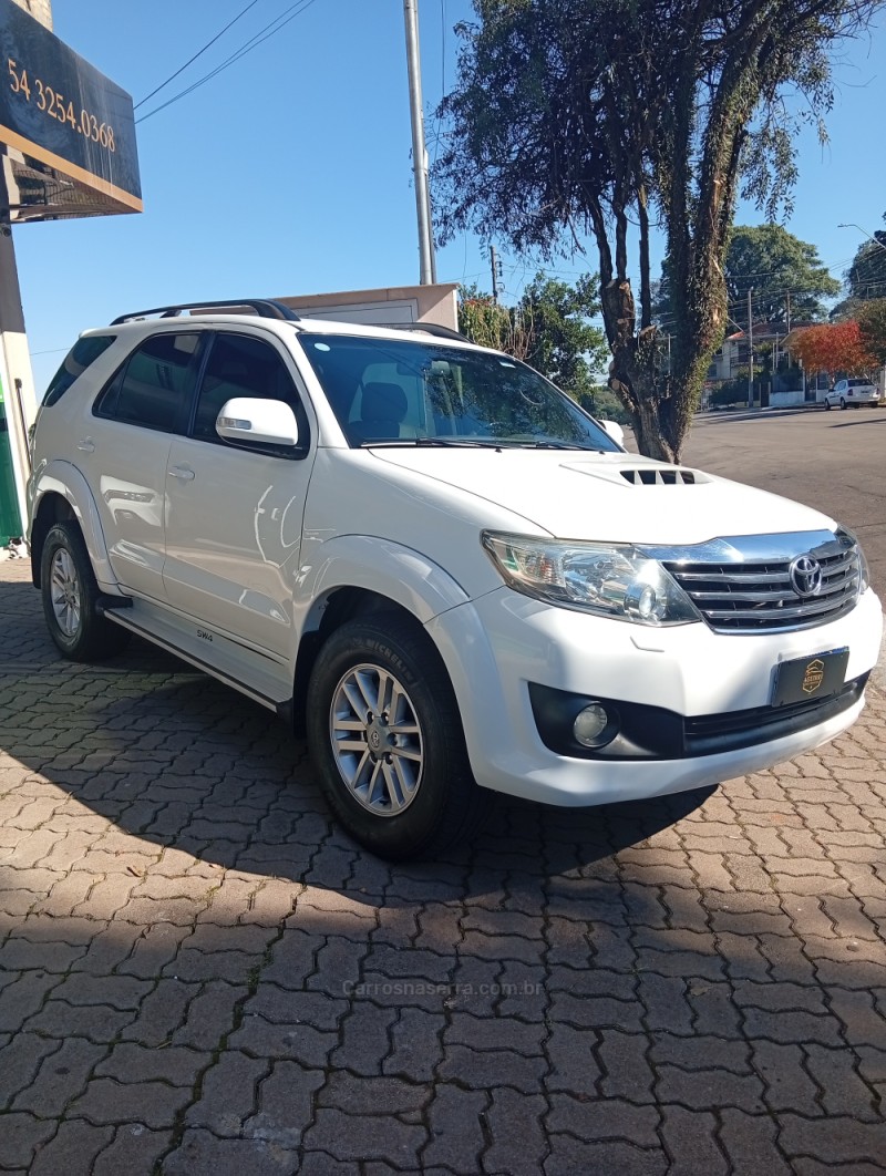 HILUX SW4 3.0 SRV 4X4 16V TURBO INTERCOOLER DIESEL 4P AUTOMÁTICO - 2013 - PASSO FUNDO