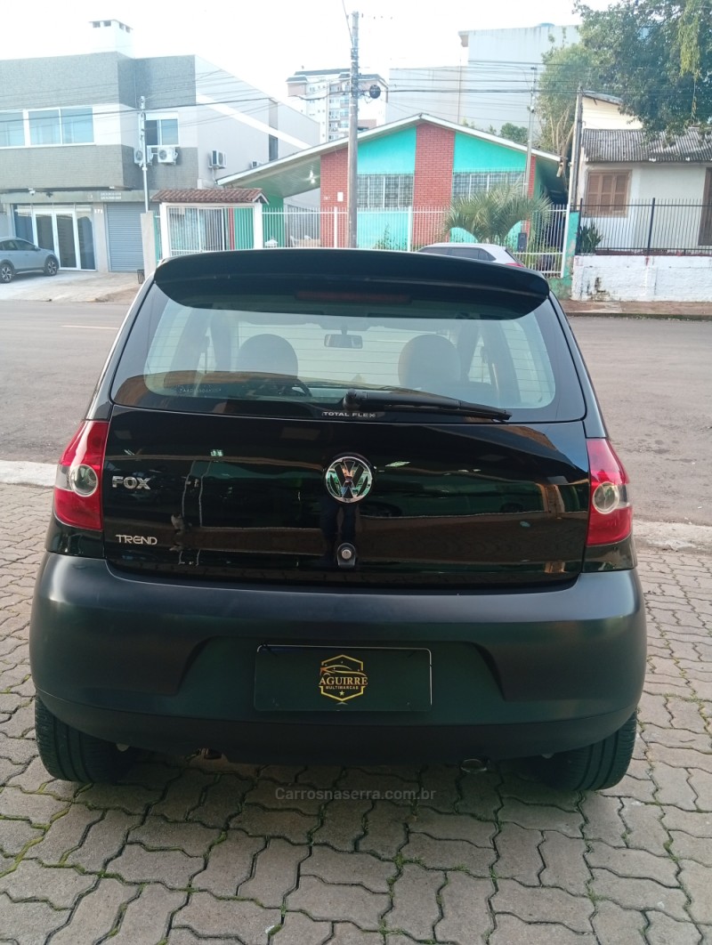 FOX 1.0 MI TRENDLINE 8V FLEX 4P MANUAL - 2010 - PASSO FUNDO