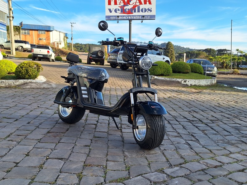 SCOOTER ELÉTRICA 