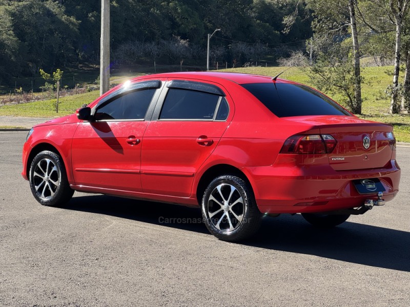 VOYAGE 1.0 MI CITY 8V FLEX 4P MANUAL - 2013 - GRAMADO