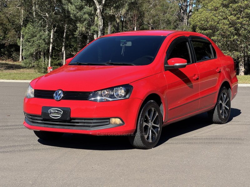 VOYAGE 1.0 MI CITY 8V FLEX 4P MANUAL - 2013 - GRAMADO