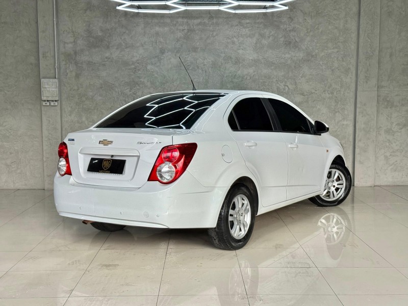 SONIC 1.6 LT SEDAN 16V FLEX 4P AUTOMÁTICO - 2013 - CAXIAS DO SUL