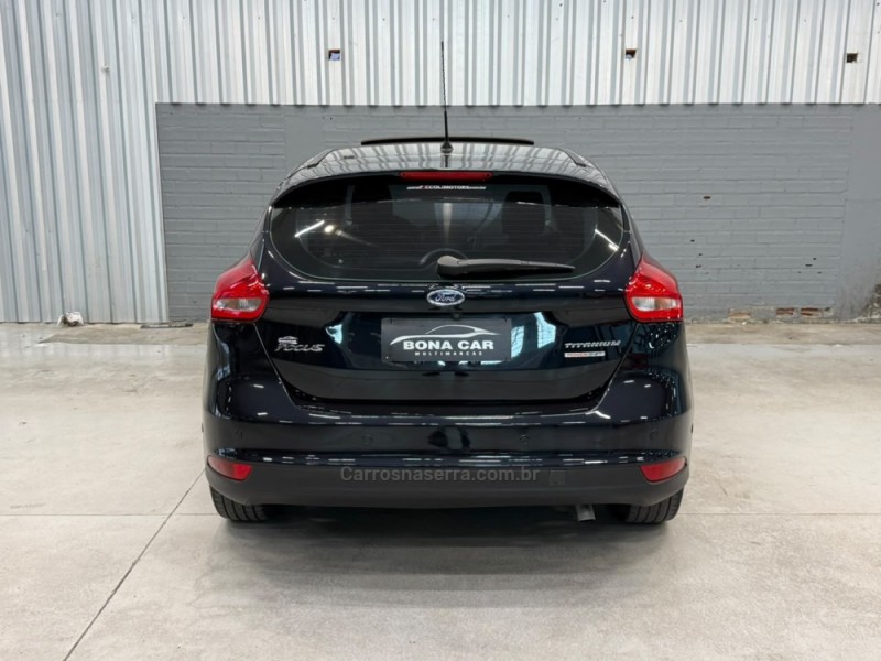 FOCUS 2.0 TITANIUM PLUS HATCH 16V FLEX 4P AUTO - 2016 - CAXIAS DO SUL