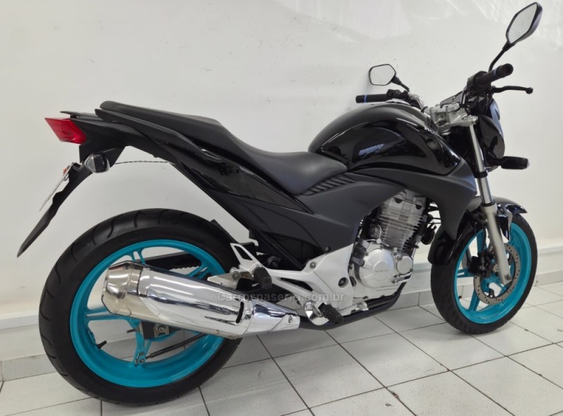 CB 300R  - 2010 - CAXIAS DO SUL