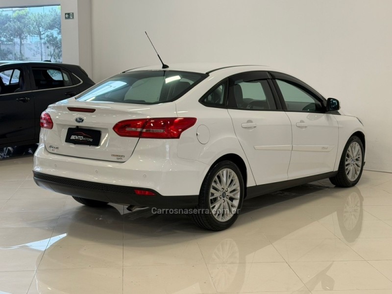 FOCUS 2.0 SE SEDAN 16V FLEX 4P AUTOMÁTICO - 2016 - BENTO GONçALVES